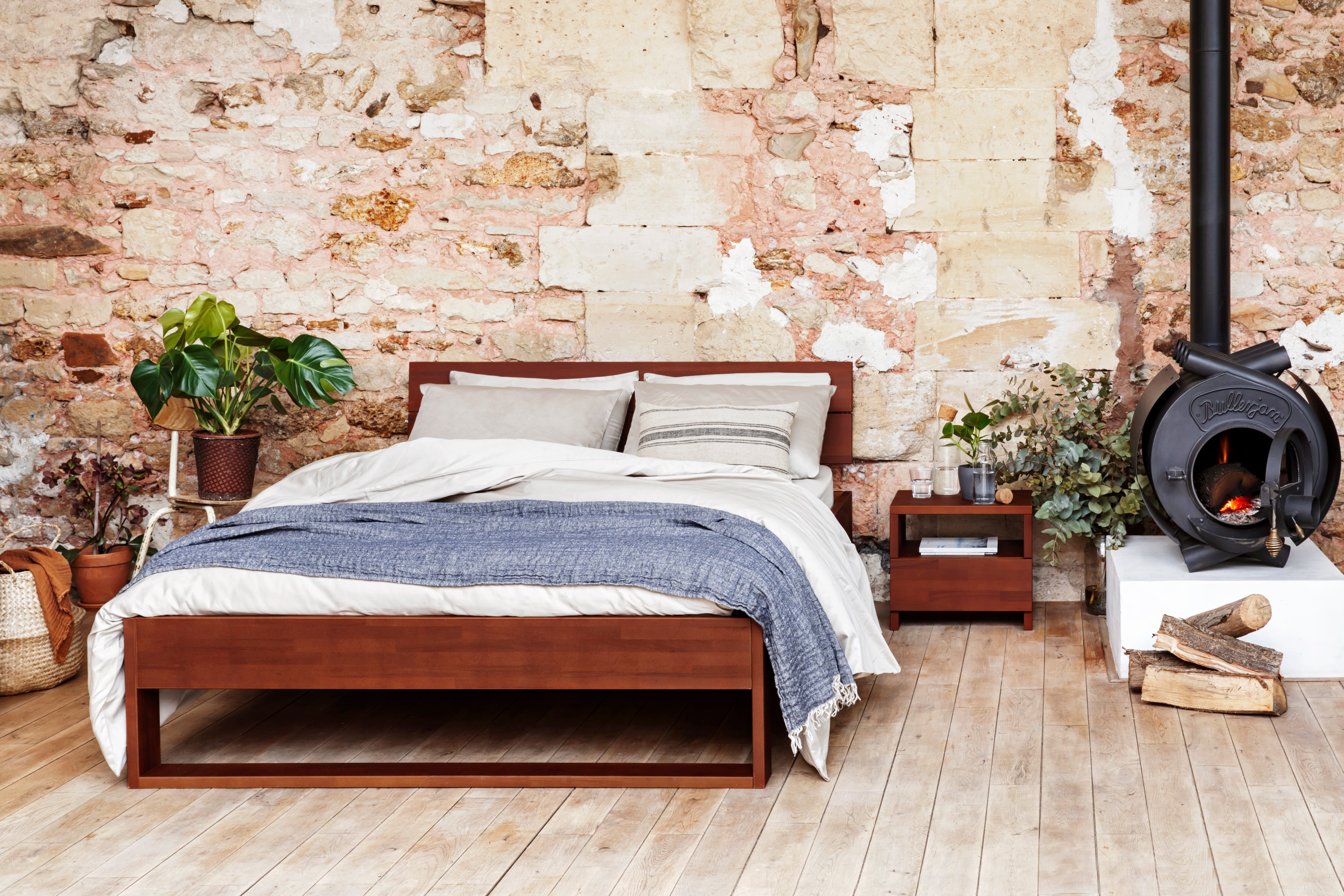 ¿Cómo orientar la cama para dormir mejor? - Kipli