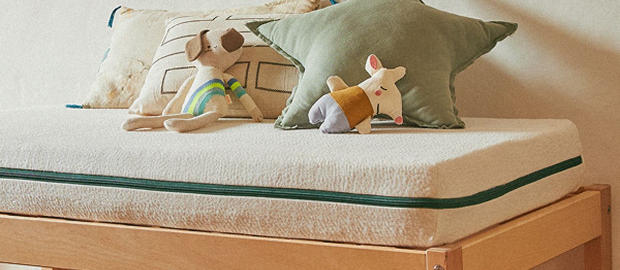 Cama infantil e colchão para bebé: criar um espaço de sono saudável, sustentável e adaptável - Kipli