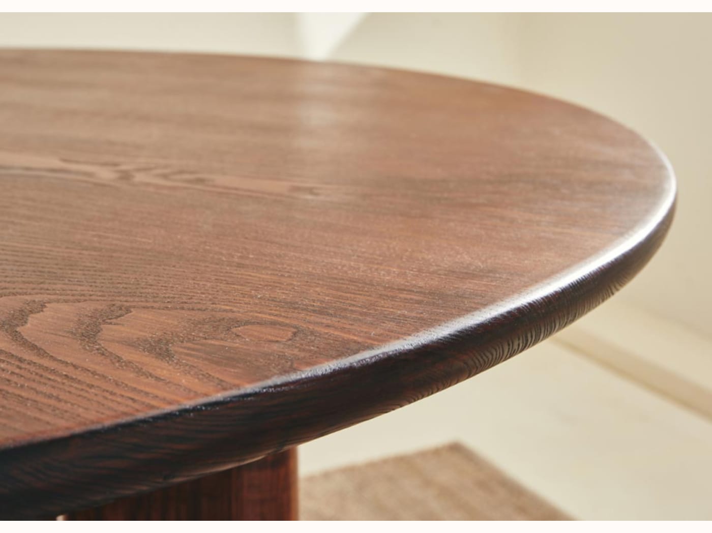 Table à manger ronde en bois massif BAOBAB - Kipli