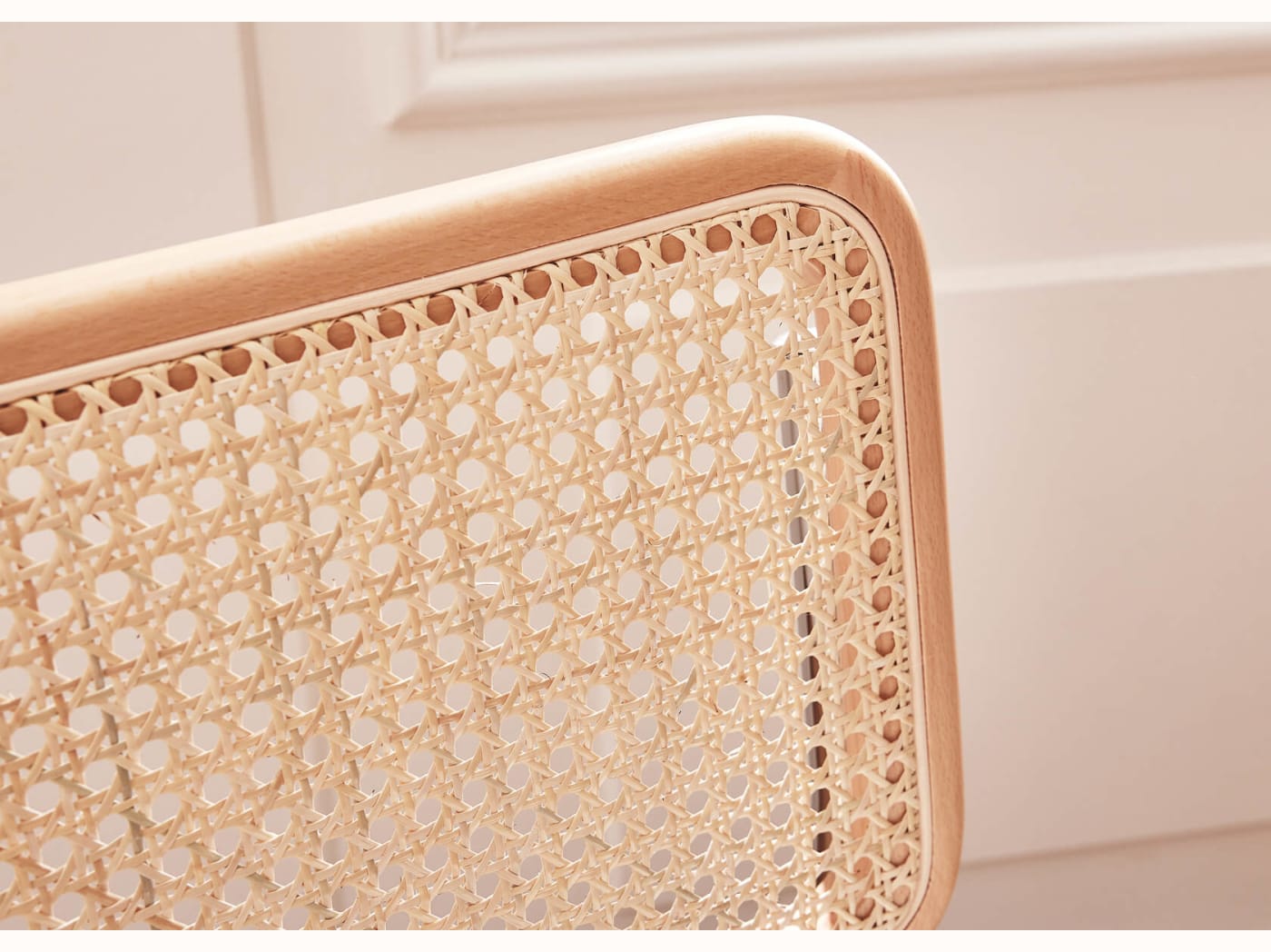 Rattanstuhl mit Metallbeinen „CHAMP DE BLÉ“ – Kipli