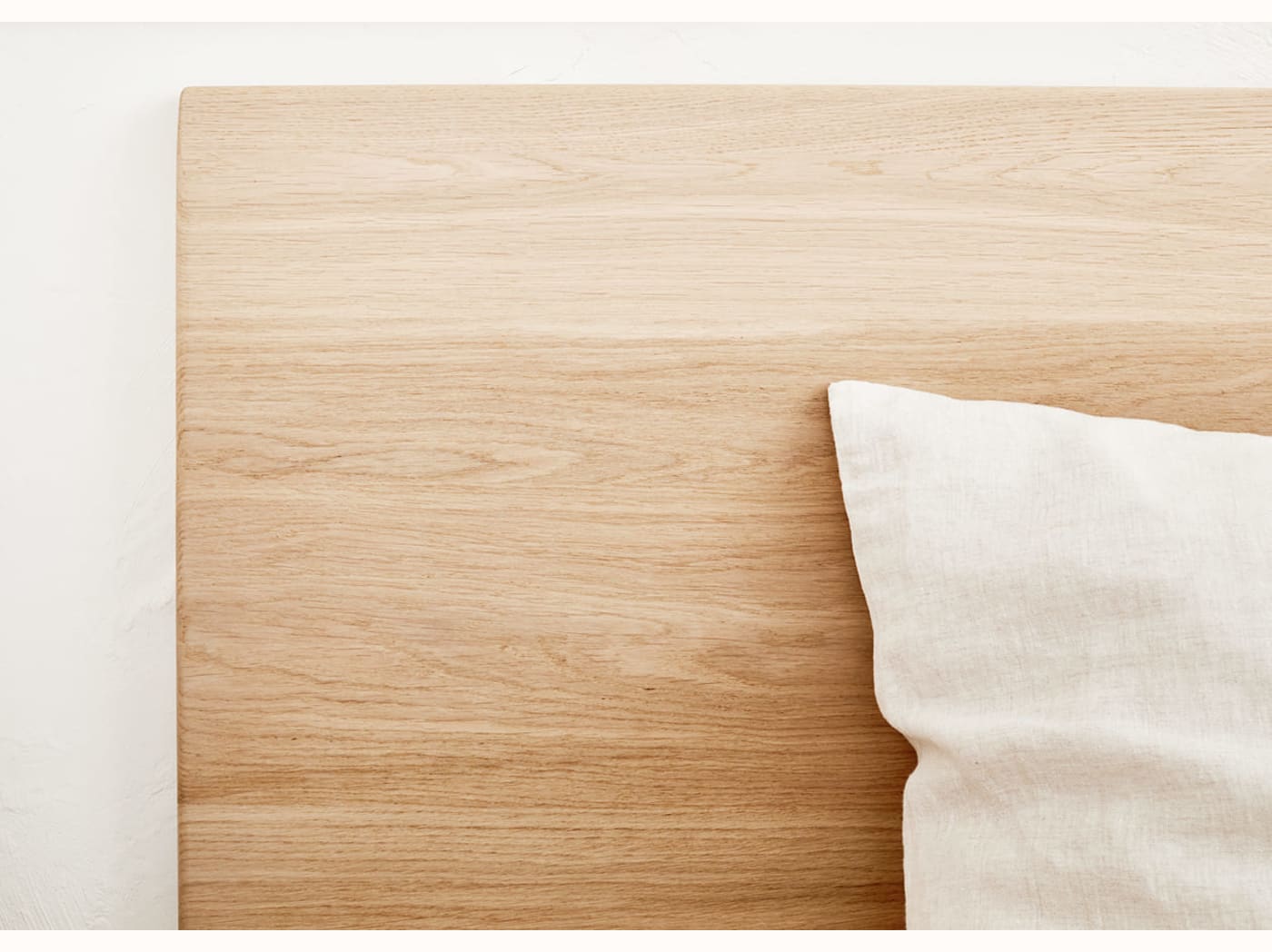 Base de cama estofada com molas premium - LE LAC - Kipli
