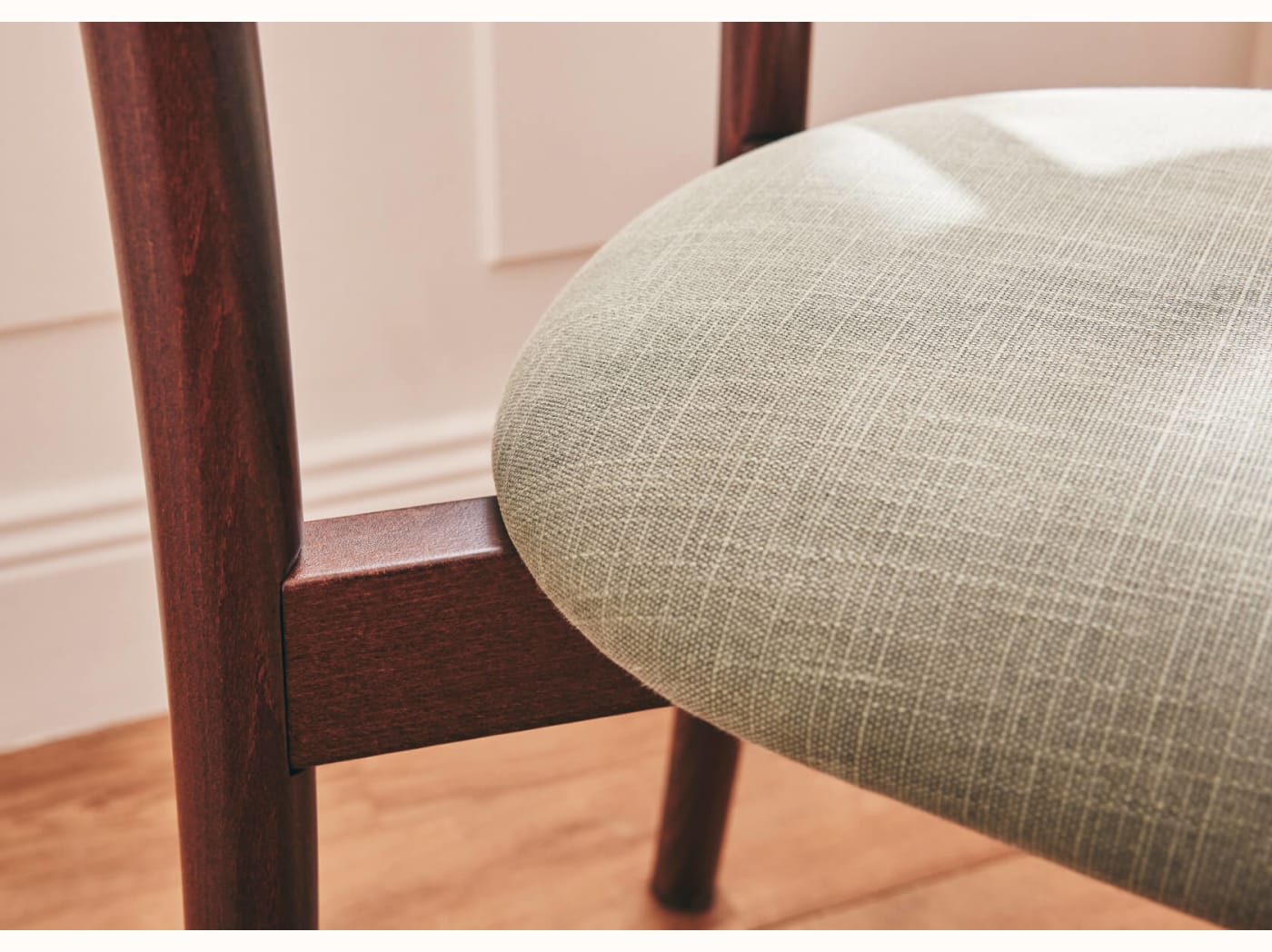 Massivholzstuhl „TULIPE“ (2er-Set) – Kipli