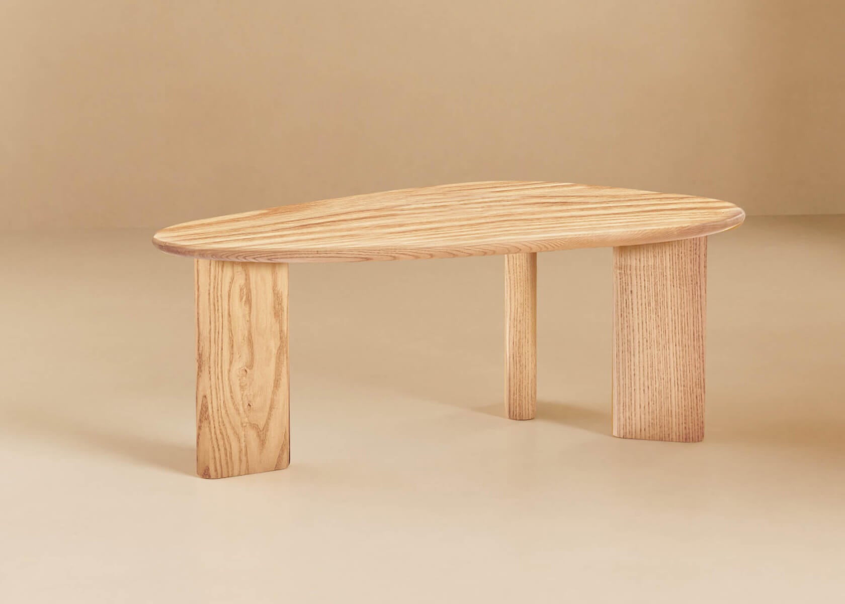 Table basse en bois organique BAOBAB - Kipli