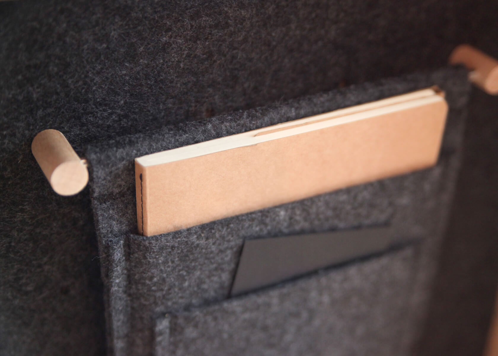 Eyao x Kipli Solid Wood Wall-Mounted Desk
