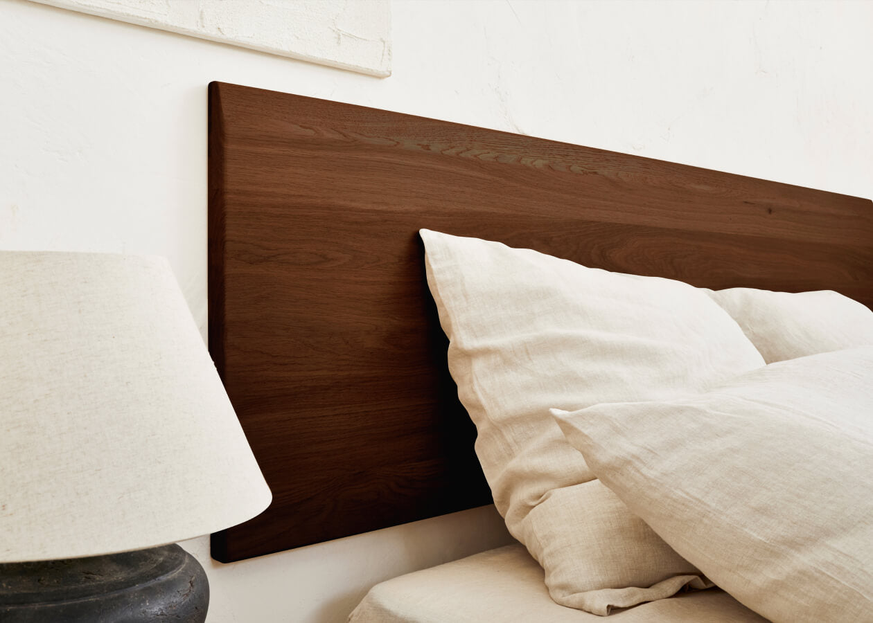 Lit plateforme en bois massif LIVIA
