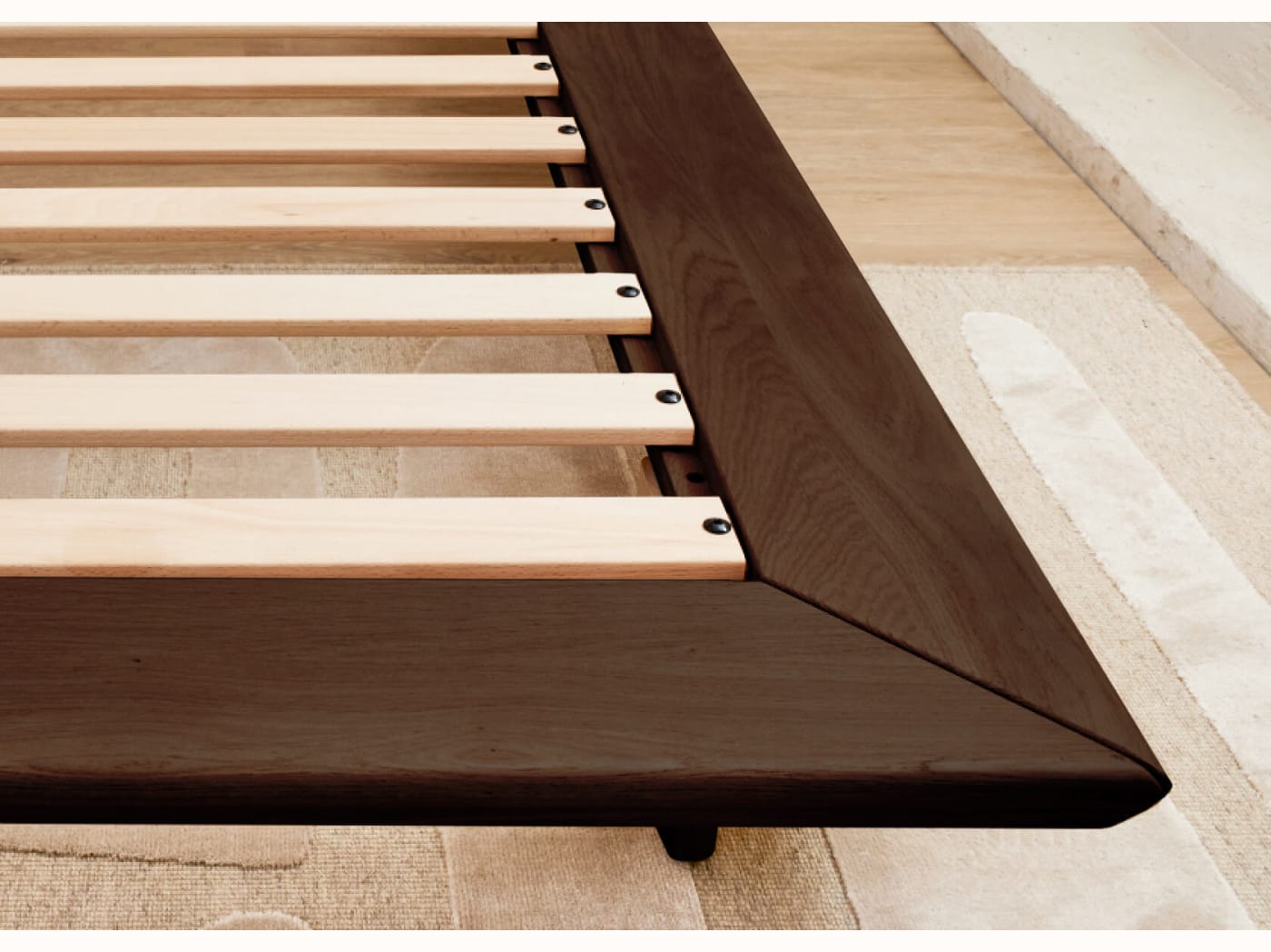 Lit plateforme en bois massif LIVIA - Kipli